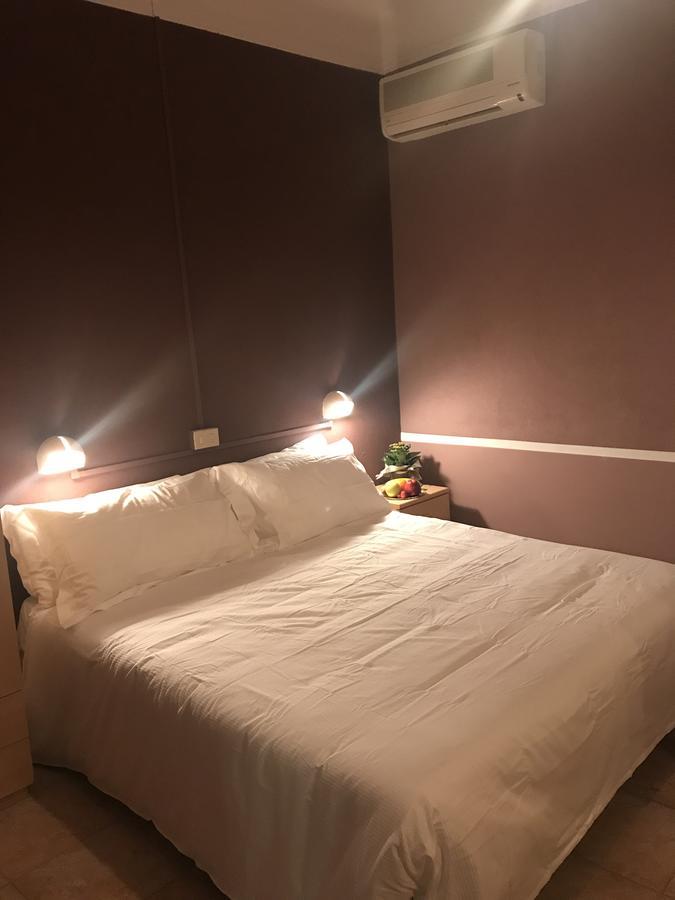 Hotel Raphael Бордигера Экстерьер фото